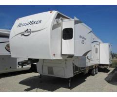2009 Hitchhiker LS 34.5UKSBG Fifth Wheel - $27995 (Suamico, WI- 8 Miles N of Green Bay)