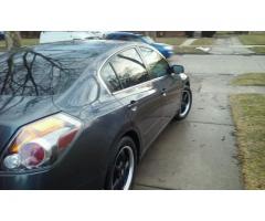 Altima Nissan 2007 for sale $5500 call 313-878-4988
