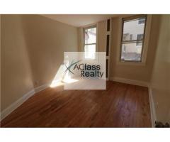 BEAUTIFUL AND LARGE APT! NEW KITCHEN, CLOSE TO 7 TRAIN AND FERRY