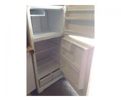 SELLING HOTPOINT 15 XU FT APARTMENT SIZED REFRIGERATOR - $199 (Bronx, NYC)