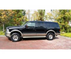 2005 Ford Excursion for Sale Black leather 4x4 dvd loaded low miles - $9500 (manhasset, NY)