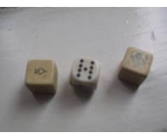 100 yr old IVORY DICE AND CASE FOR SALE - (Upper East Side, NYC)