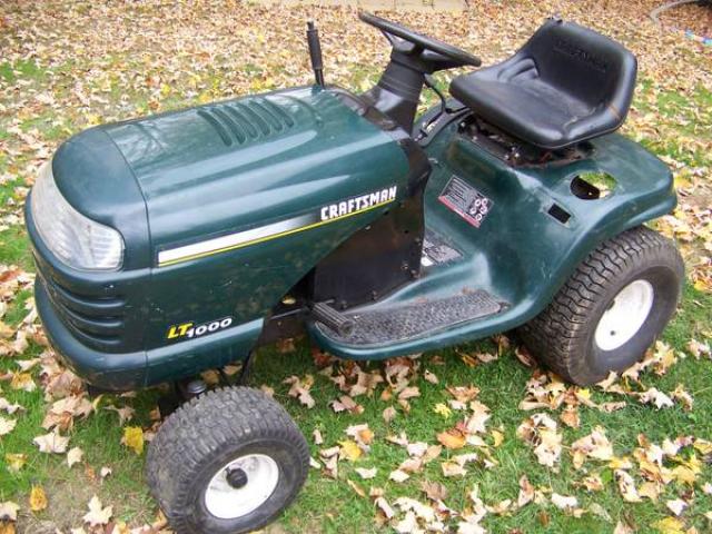 Craftsman Lt1000 ride on mower for sale - $175 (mahopac, NY) Mahopac