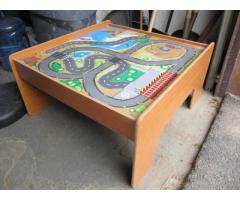 IMAGINARIUM TRAIN/CAR TABLE - $35 (Eastchester, NY)