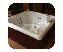 Fabulous x3 LifeStyle Series Spa Energy Efficient Hot Tub - $2799 (New York)