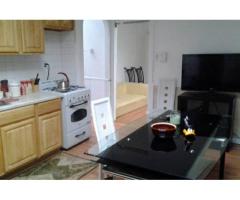 $25 Furnisehd House to Book Comfortable to stay Just half block from subway Q B line (Brooklyn, NYC)