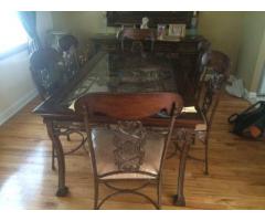 Dinner table good condition with 6 chairs for Sale - $1200 (Staten Island, NYC)