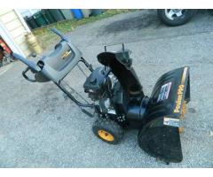 SELLING POULAN 24" SNOW BLOWER 5.5hp MOTOR - $700 (SUFFOLK, NY)