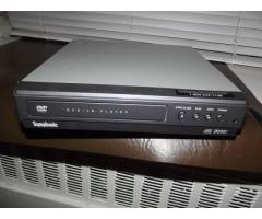 DVD/CD PLAYER - $15 (VANCORTLANDT)