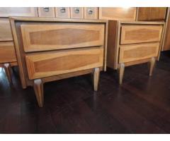 BEAUTIFUL pair mid century NIGHTSTANDS by American of Martinsville for Sale - $165 (Brooklyn, NYC)