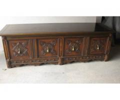 Antique Berkey  Gay Mahogany End of The Bed Credenza Trunk Bench for Sale - $250 (Larchmont, NY)