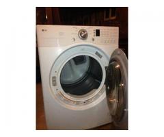 Barely Used Front LG Electric dryer for Sale - $250 (Jamaica, NY)