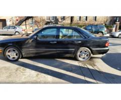 Fully loaded 1997 classic Mercedes Benz E 320 Black Sedan for Sale - $3200 (Brooklyn, NYC)