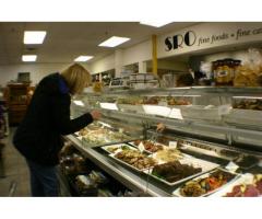 FOODIES WANTED-Full and Part Time Counter Help - (Scarsdale, NY)