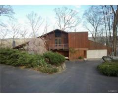 $815000 / 4br - 2600ft^2 - 4bd 2ba/1hba Home for Sale - (Pleasantville, NY)