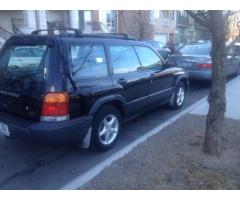 1999 SUBARU FORESTER Limited ! Leather One Owner BLACK for Sale - $3650 (Williamsburg, NYC)