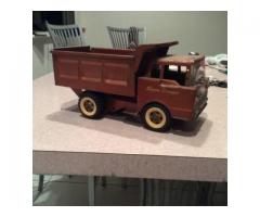 Vintage 60s Structo bullnose toy dump truck - $75 (Staten island, NYC)