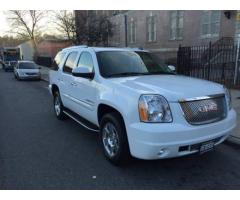 2008 GMC YUKON DENALI SUV for Sale16K miles LEATHER DVD 3 ROWS LIKE NEW - $28899 (CORONA, NY)