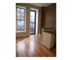 $2050 / 1br - Brownstone Renovated Studio Duplex for rent w/ Private Patio Laundry - (Bed-Stuy, NYC)