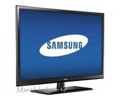 Samsung 51" Class 720p 600Hz Plasma HDTV - PN51E450A1 + TV Stand for Sale - $300 (brooklyn, NYC)