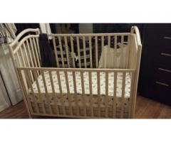 Macy's Solid wood white Baby Crib with Mattress for Sale - $60 (Elmhurst, NYC)