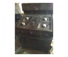 Hot point stove - $250 (Bayshore, NY)
