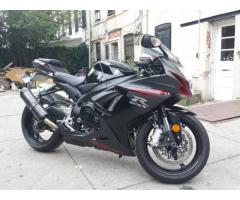 2012 Suzuki GSX-R 600 *low miles *neg* - $7900 (Bayridge, NYC)