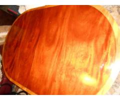 Selling Antique Banded Mahogany Oval Dining Table with Inlay on Apron Legs - $975 (Dobbs~ Ferry, NY)
