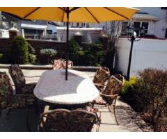 Patio Set with Umbrella W/ 6 chairs for sale - $250 (Prince's Bay, NYC)