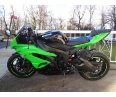 2011 Kawasaki Ninja ZX6R Bike for Sale Green Great Condition Factory Super LOW Miles - $7495 (NYC)