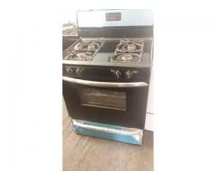 Frigidaire stove for Sale - $375 (Bronx, NYC)
