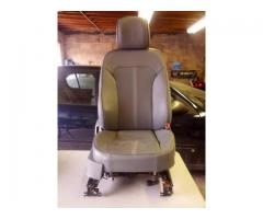 2010-2011 lincoln mkz front seat for sale - $100 (staten island, NYC)