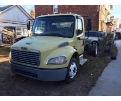 2005 freightliner k137 mercedes benz truck class M2 106 for sale - $19500 (COLLEGE POINT, NYC)